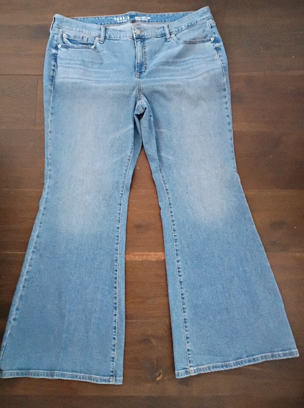Torrid Perfect Super Flare Vintage Stretch Women's Jeans Size 20T - Picture 3 of 12